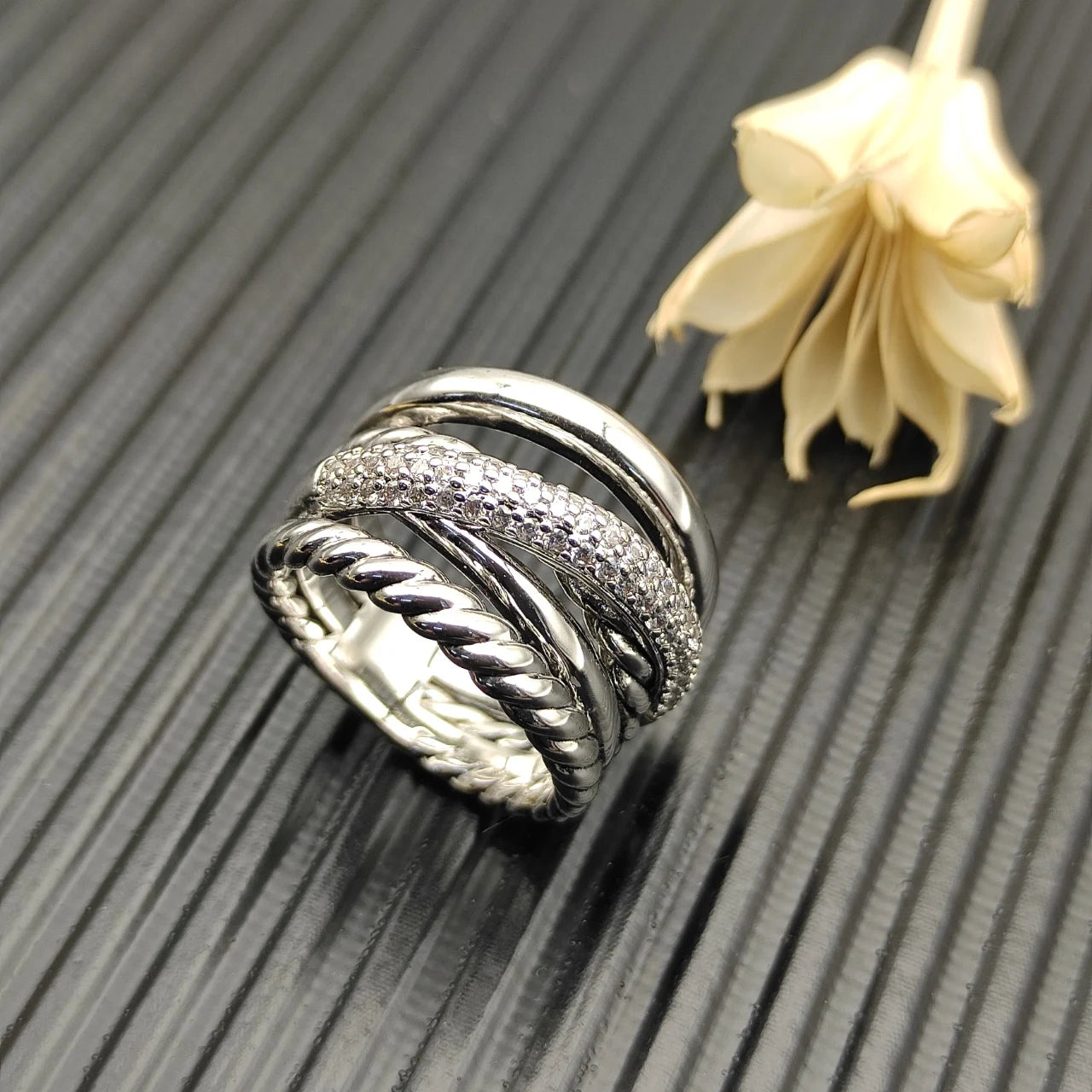 Rings None Collection Zircon