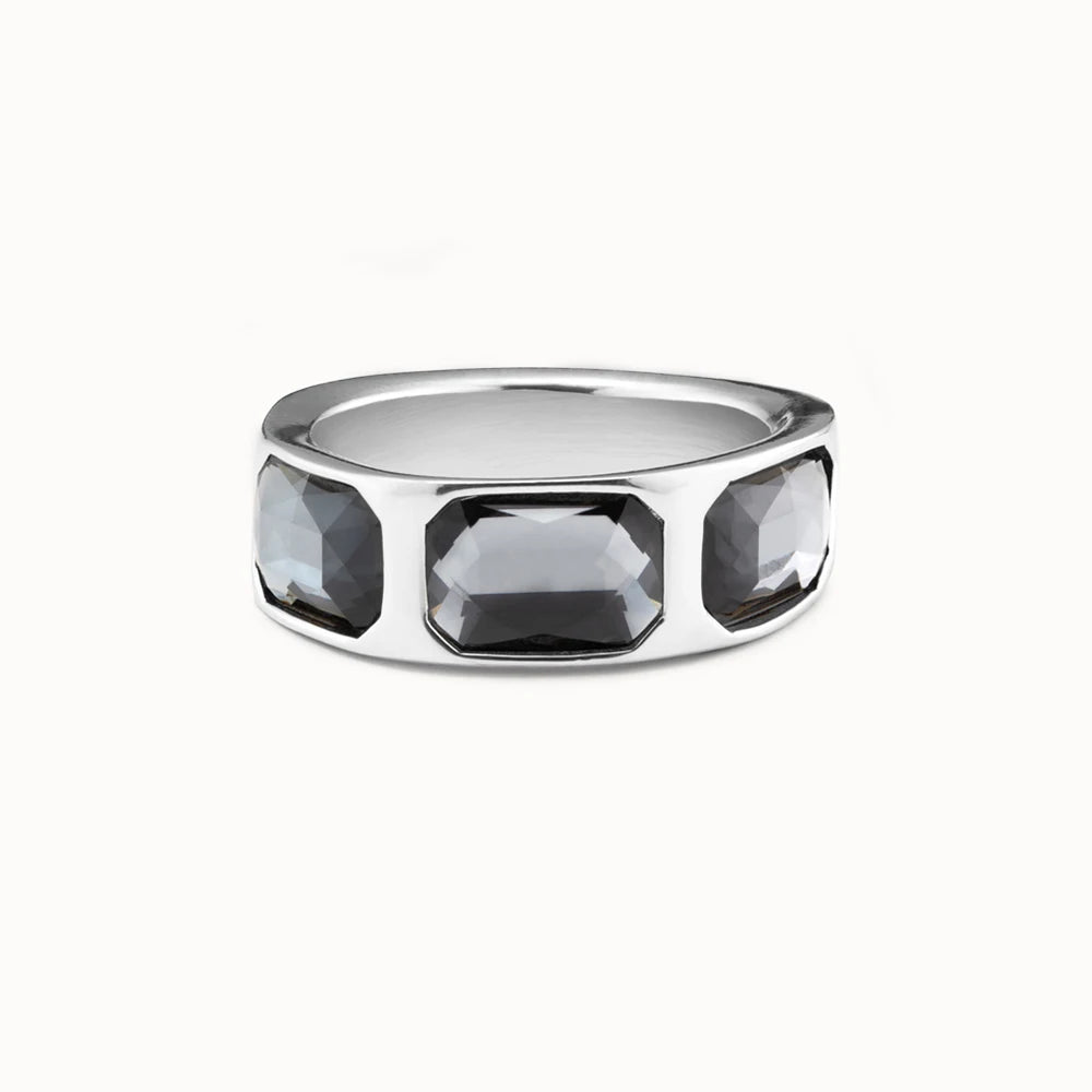 ring with Gemstone