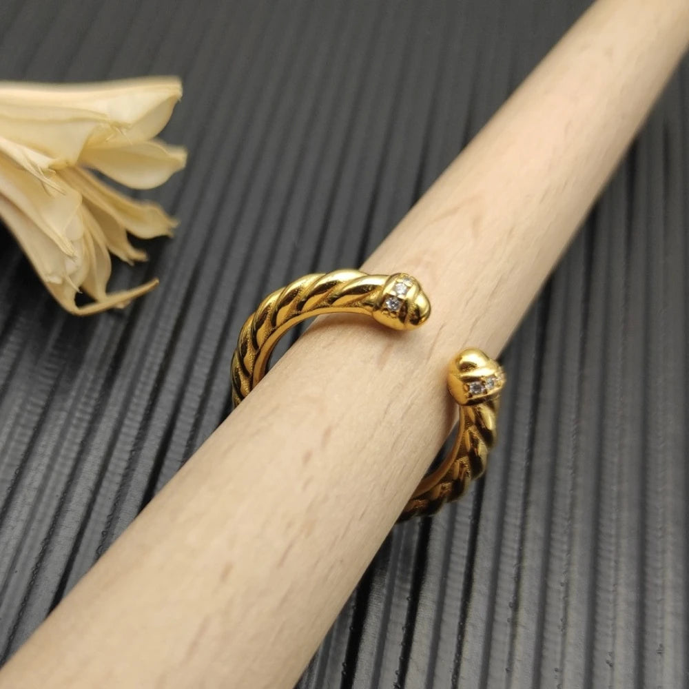 Rings None Collection Zircon