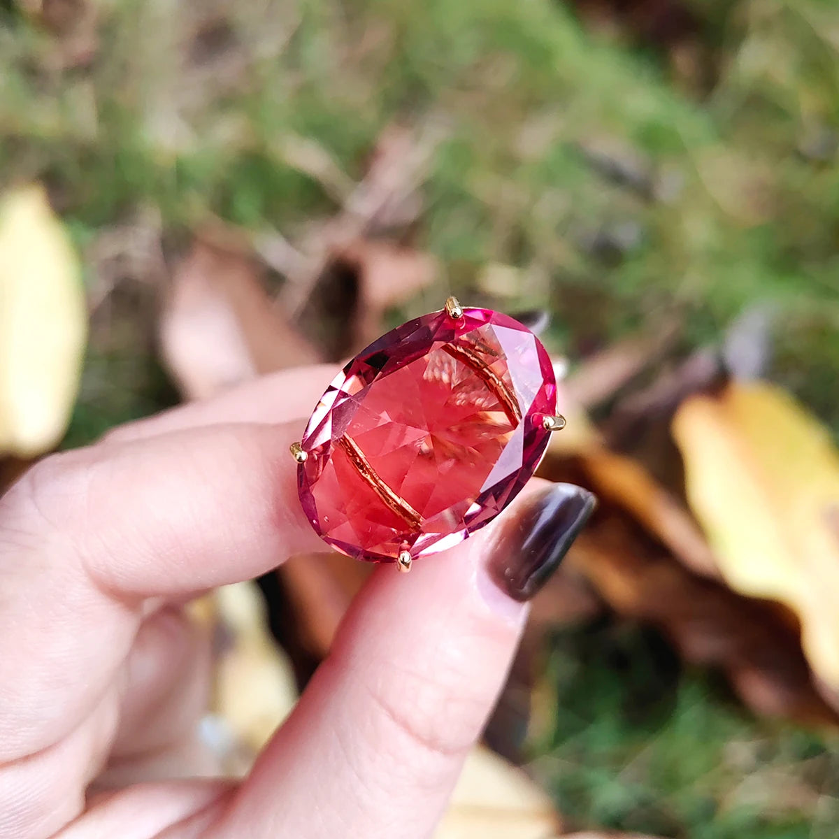 Ring color changing gemstone