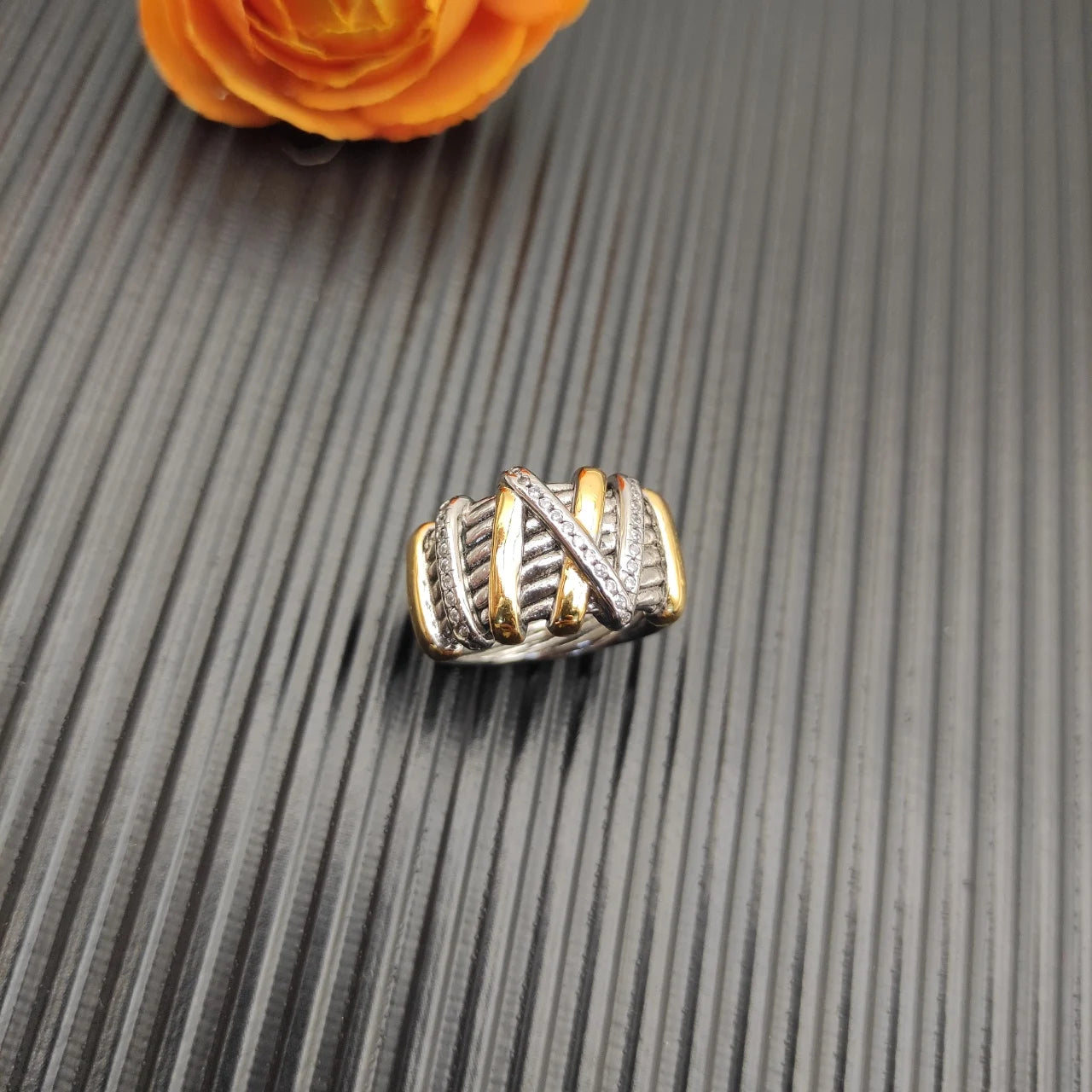 Rings None Collection Zircon