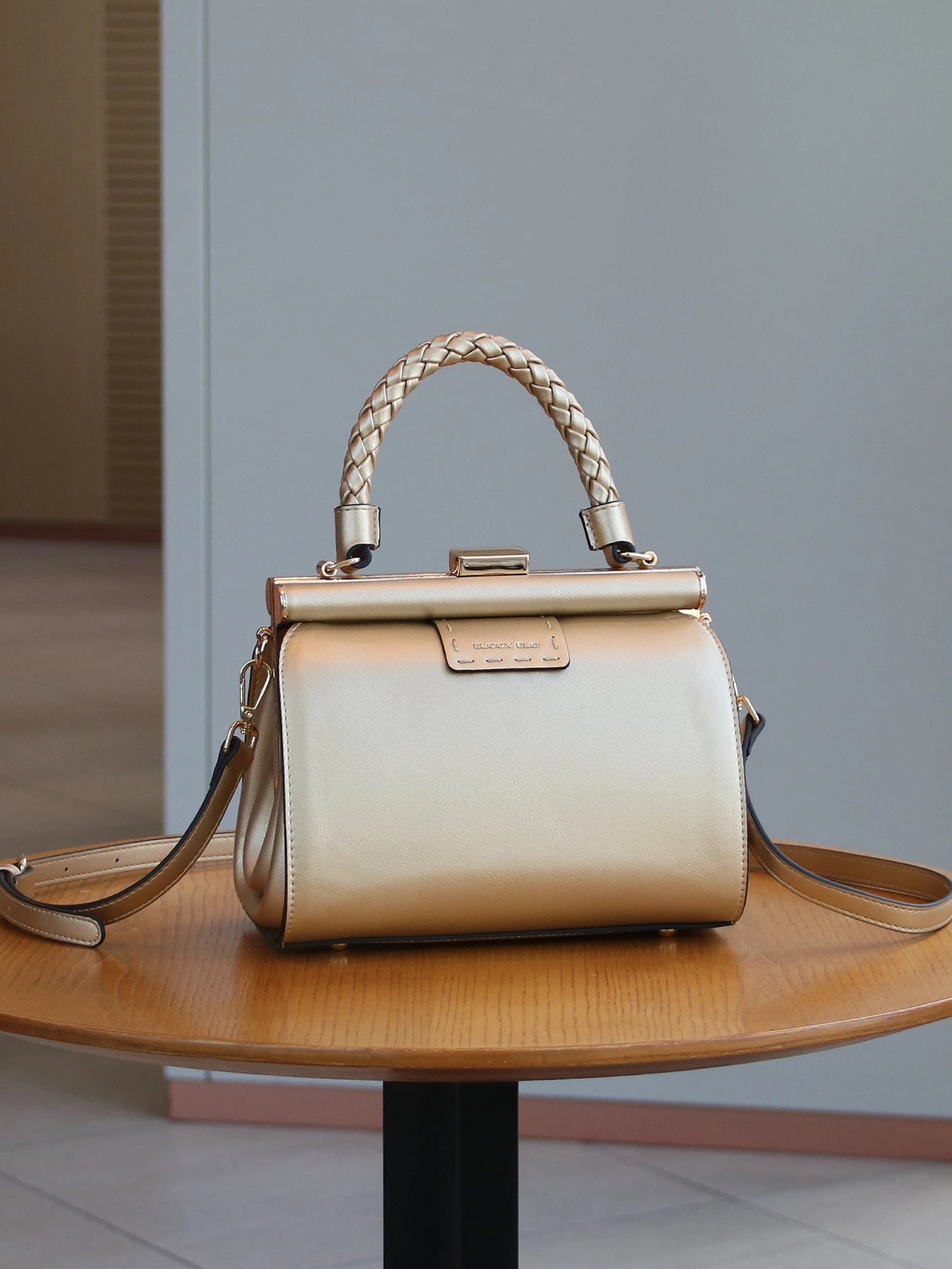 Bag Hand Leather