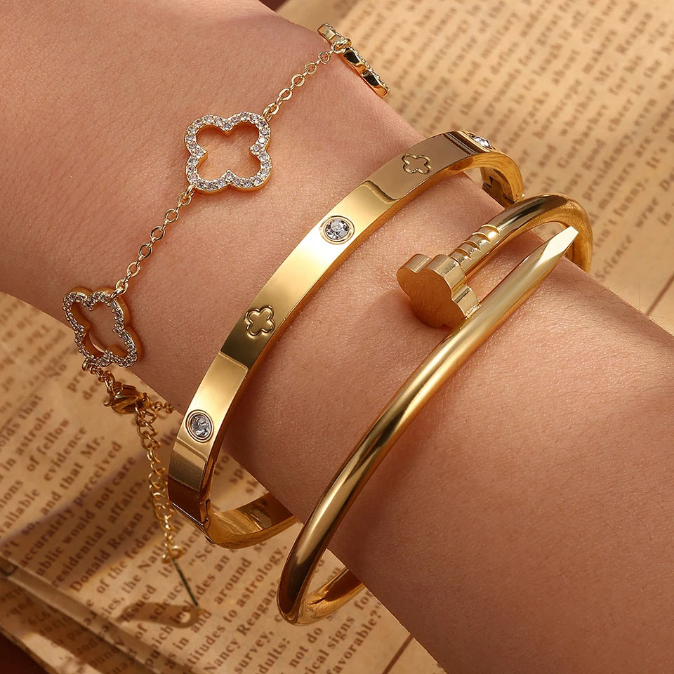 Bracelet Cuff Gold Plated Four Leaf Flower