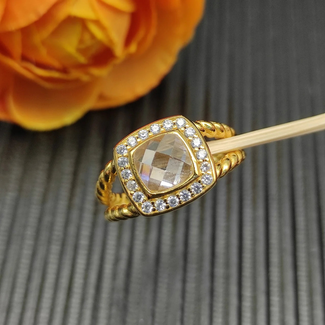 Rings None Collection Zircon