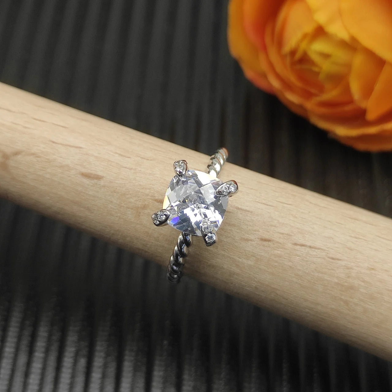 Rings None Collection Zircon