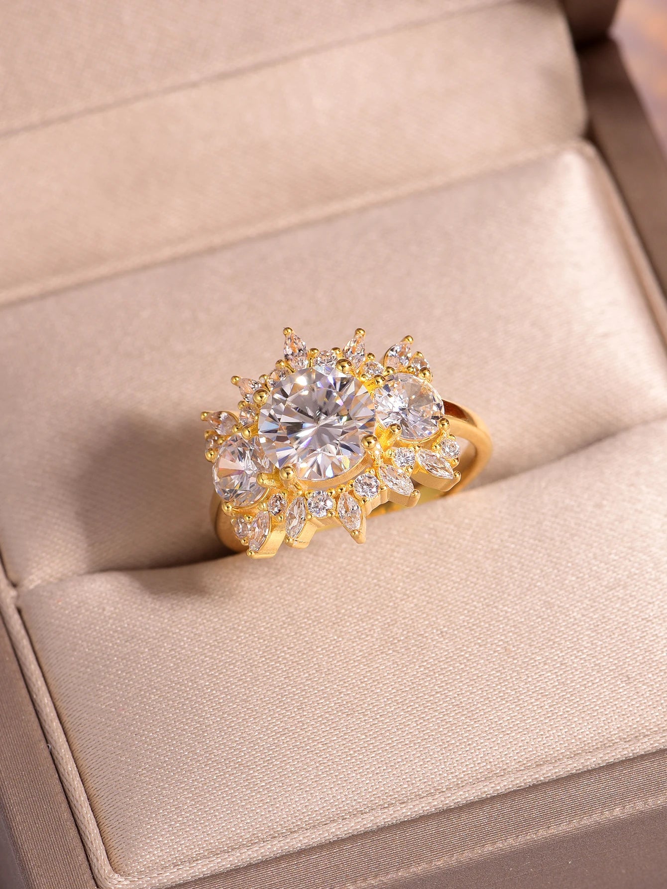 Ring S925 Sterling Silver Round 2CT Moissanite Set