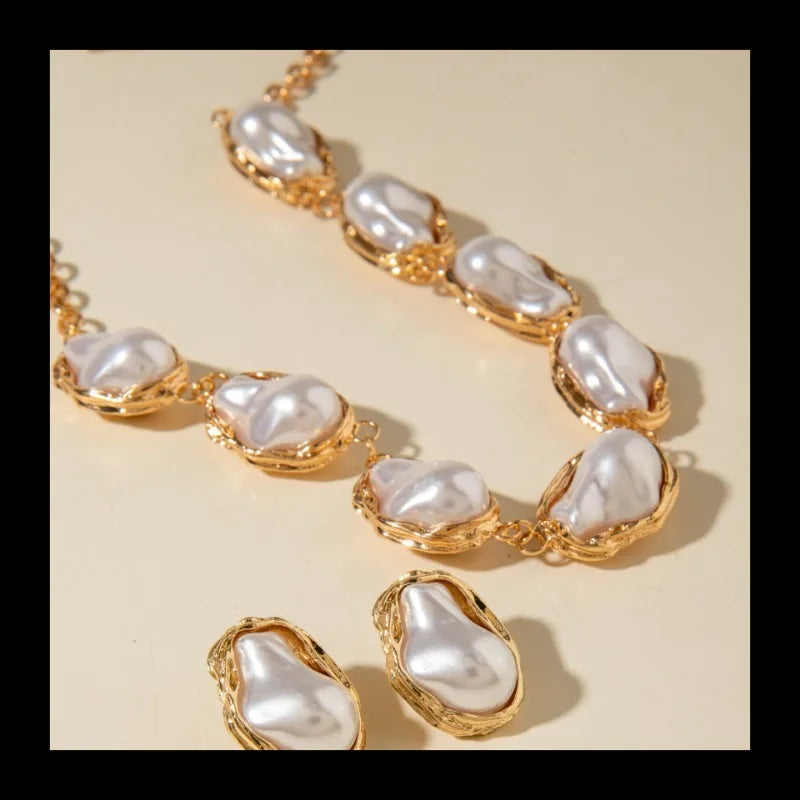 Earrings & Necklace Pearl Set