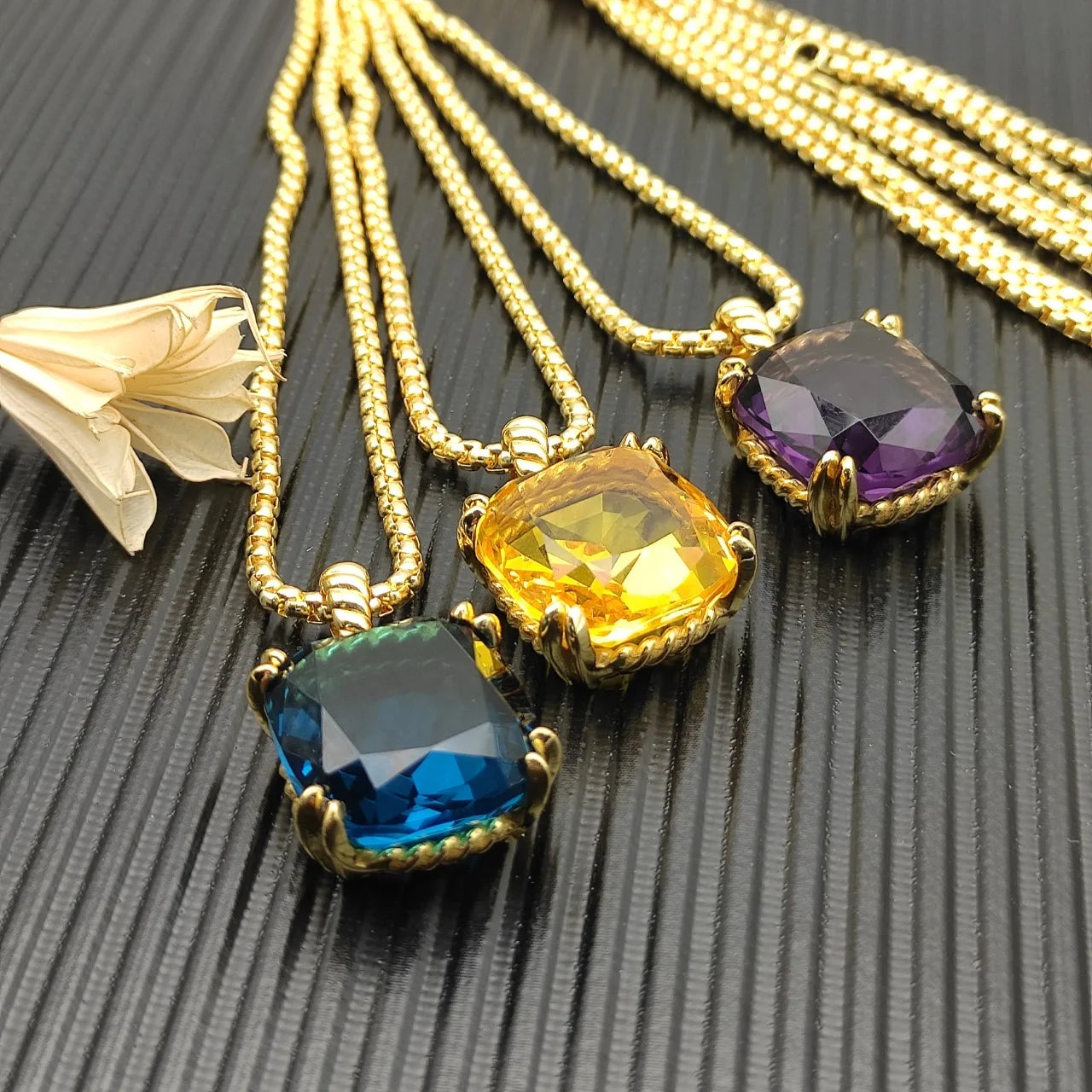 Necklace Gold Crystal Marbella