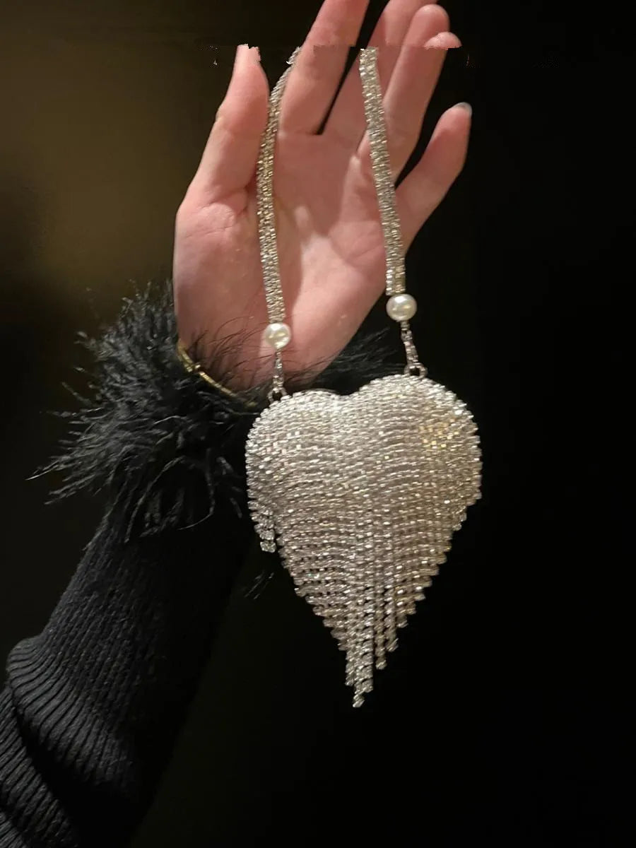 Clutch Heart Shape Diamond