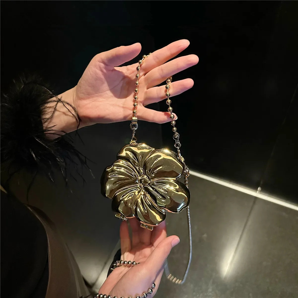 Clutch Heart Shape Diamond