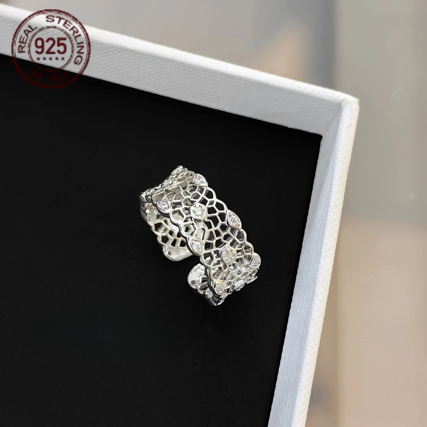 Vintage Hollow Zircon Band Ring