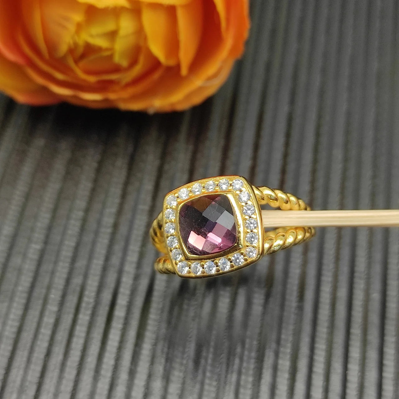 Rings None Collection Zircon