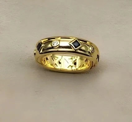 Ring Spiral Design Colored Crystal