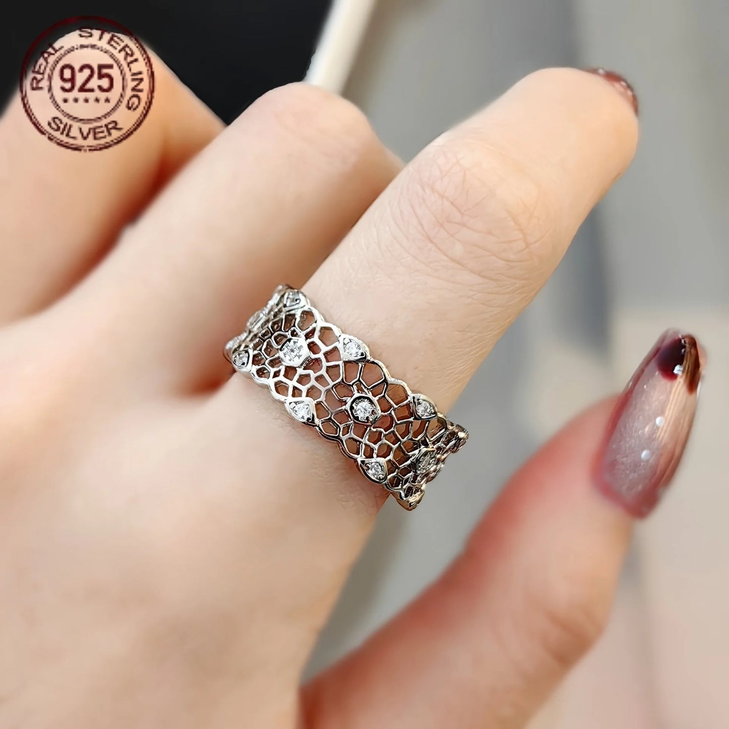 Vintage Hollow Zircon Band Ring
