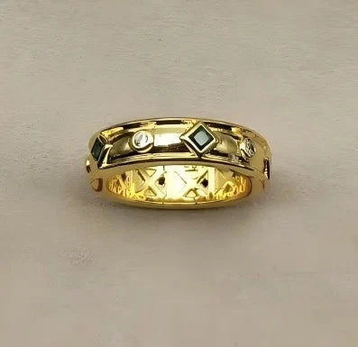 Ring Spiral Design Colored Crystal