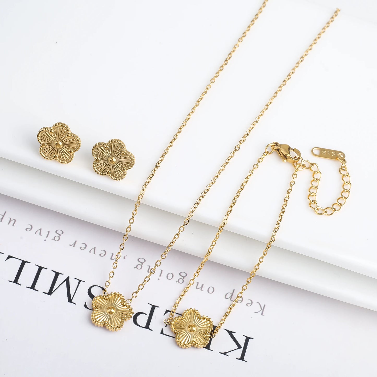 Jewelry Set Necklace Bracelet Earrings 18K Gold