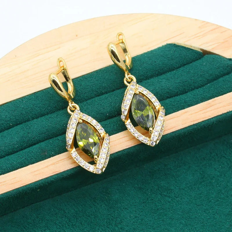 Elegant Jewelry Set Necklace Bracelet Ring Earrings 18K Gold Plated