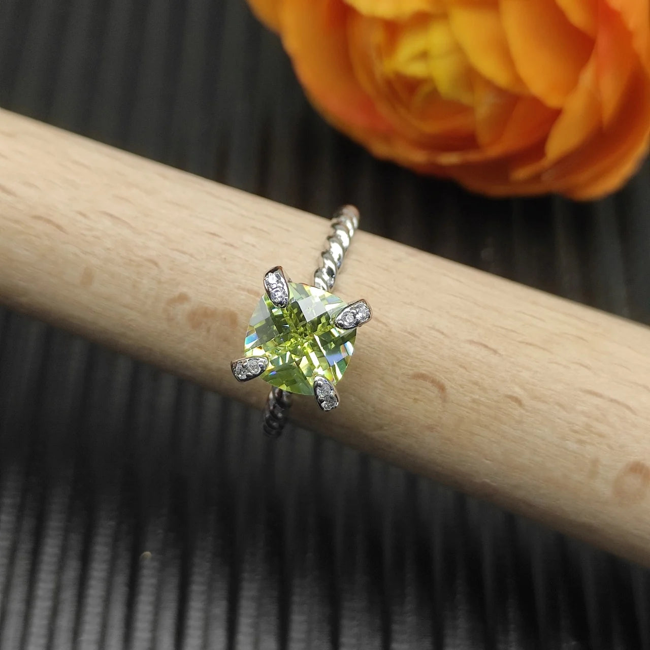 Rings None Collection Zircon