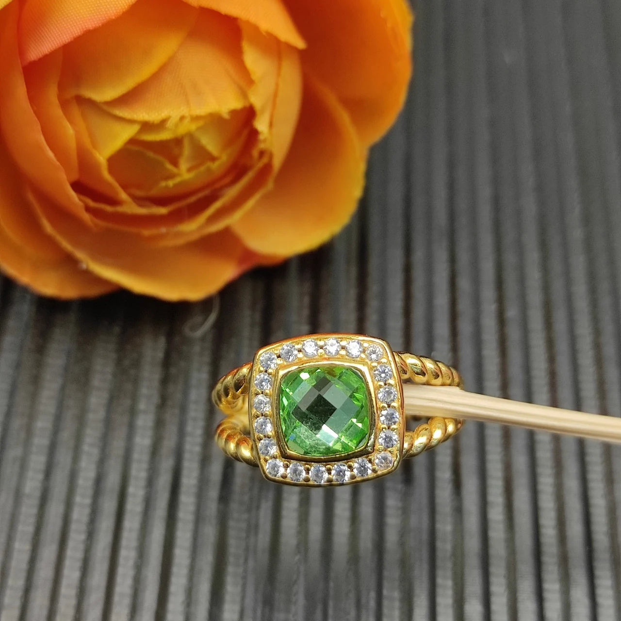 Rings None Collection Zircon