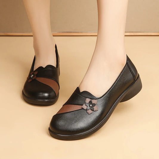 Women's Floral Slip-On Flats Leather Loafers with Flower Detail
