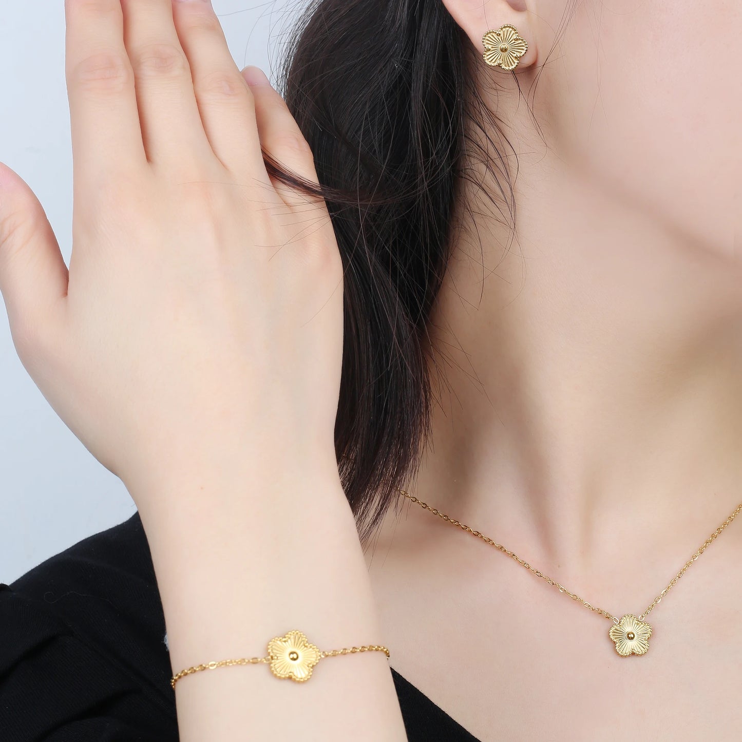 Jewelry Set Necklace Bracelet Earrings 18K Gold