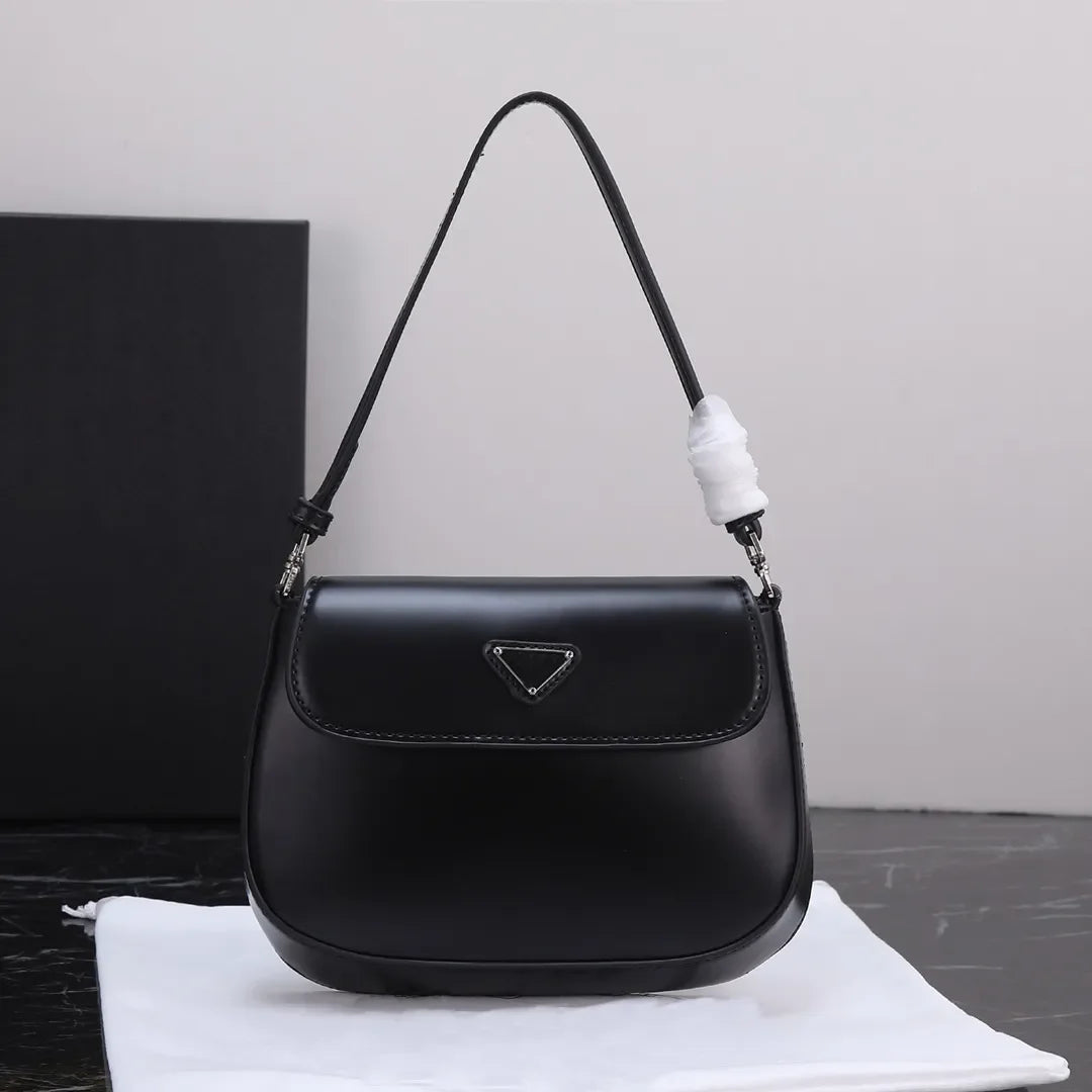 Shoulder Bag Crescent Design