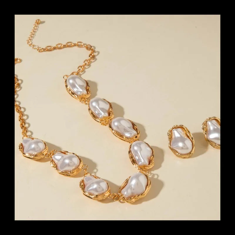 Earrings & Necklace Pearl Set