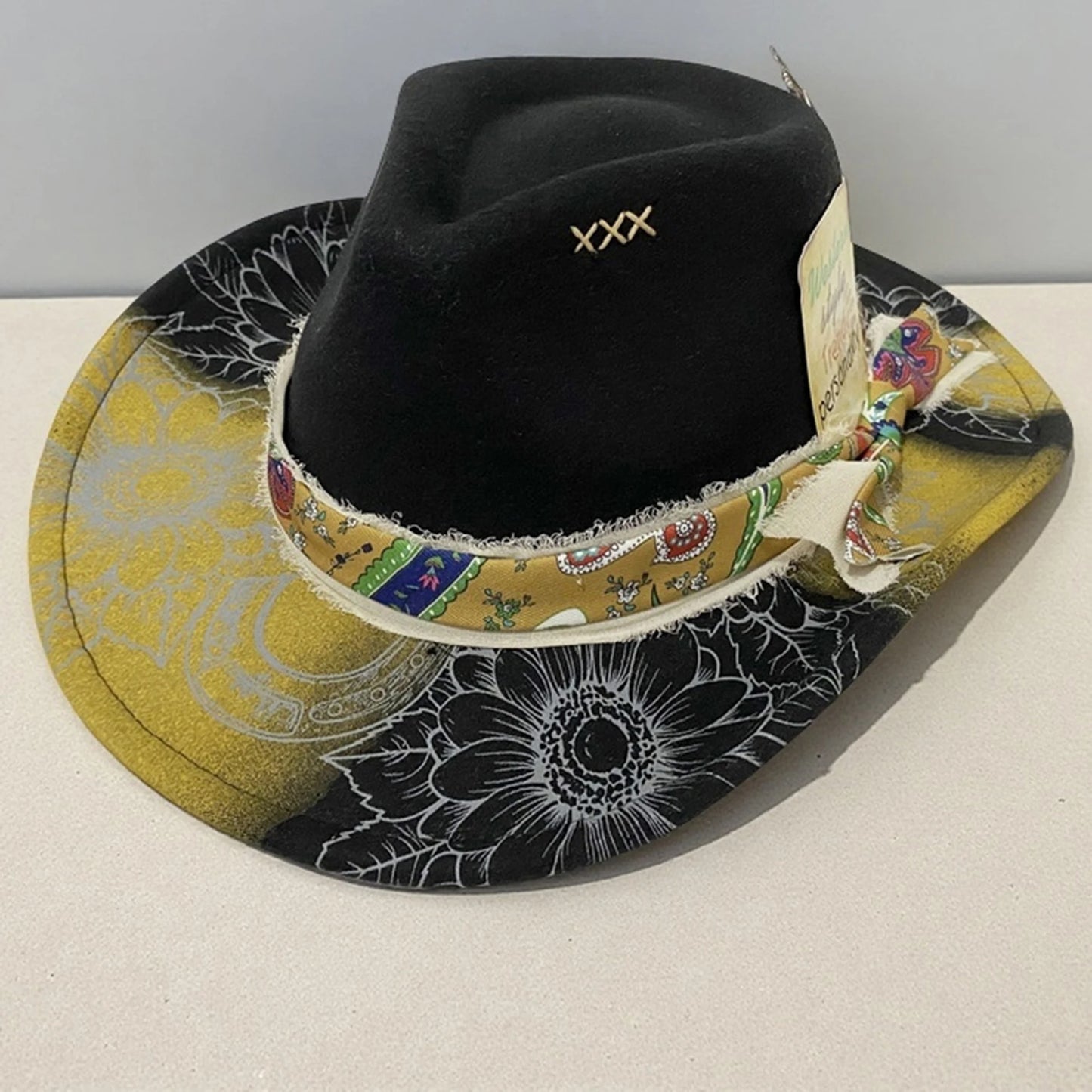 Hat Feather Print Wide Brim Cap