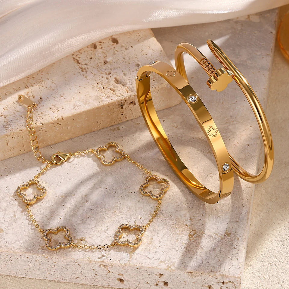 Bracelet Cuff Gold Plated Four Leaf Flower