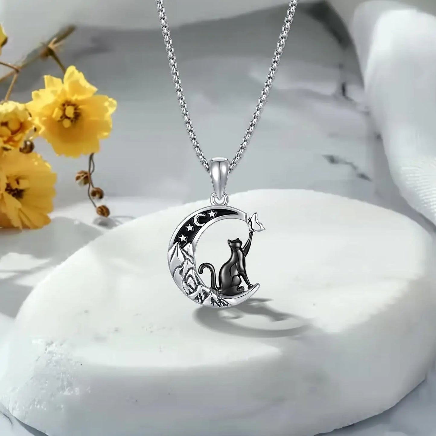 925 Sterling Cat Necklace Crescent Moon