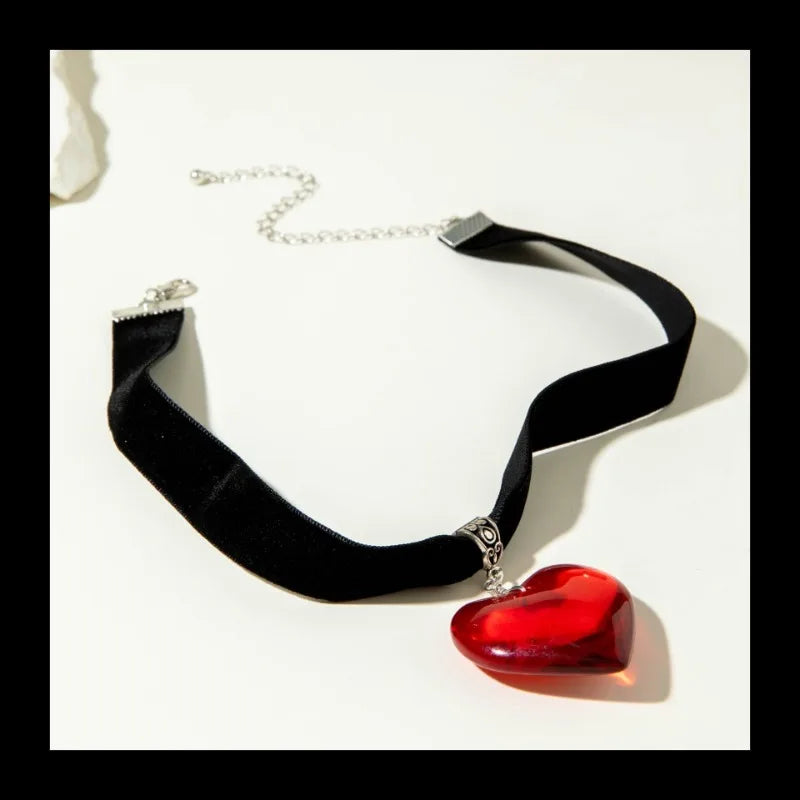Choker Pendant Necklace with Zircon