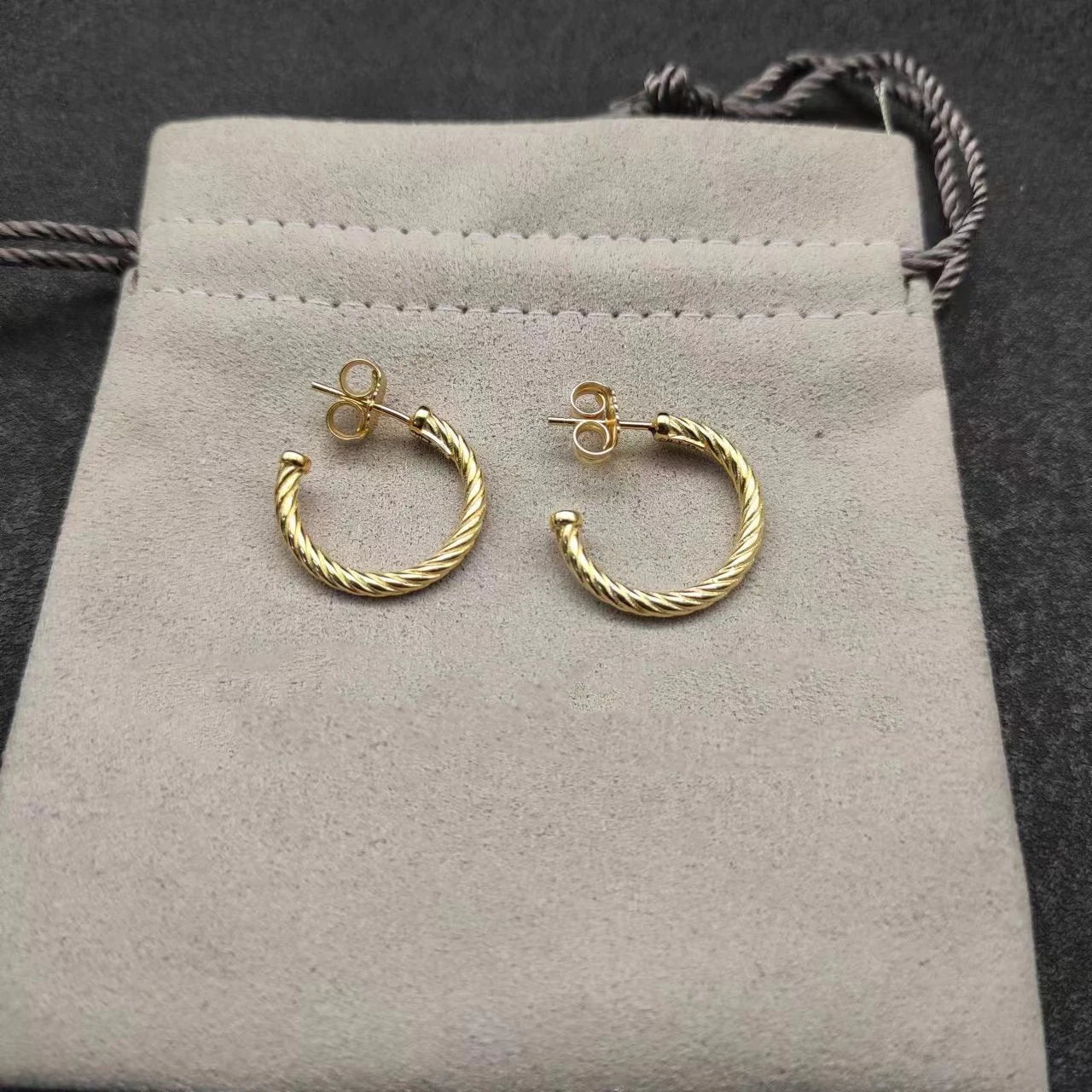 Sterling Silver Zircon Stud Earrings 925