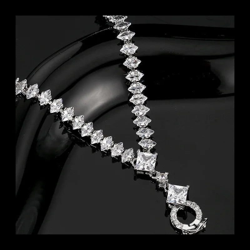 Necklace With Removable Button Horse Head Chain
