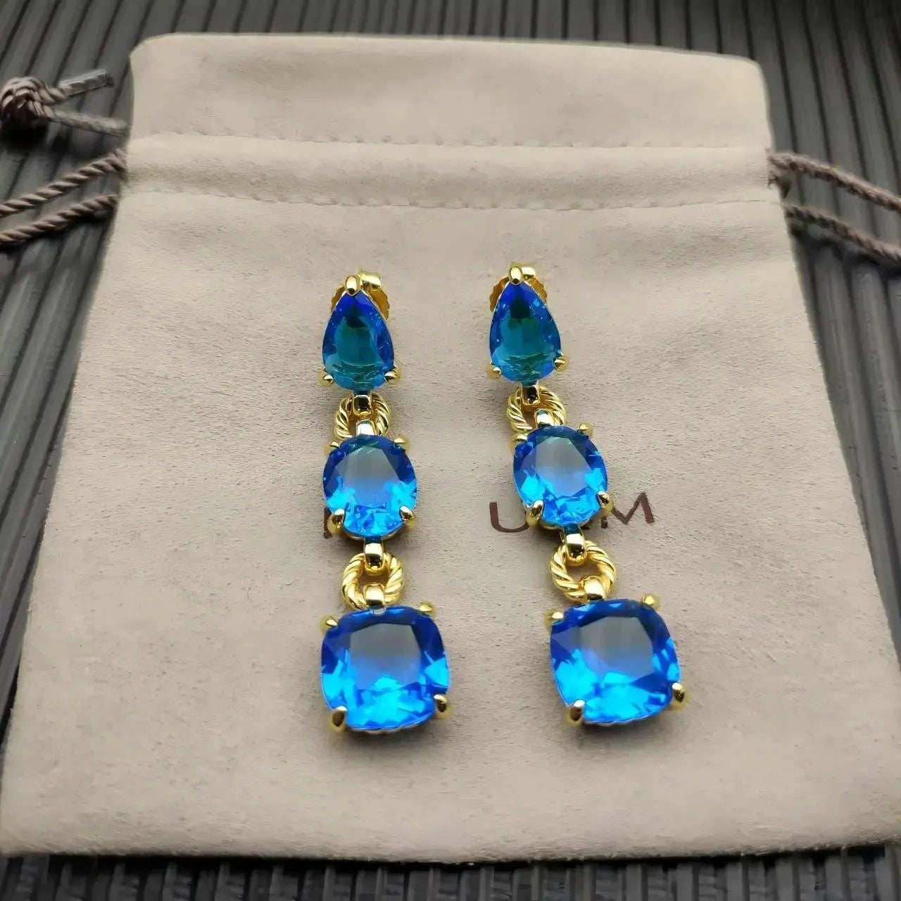 Sterling Silver Zircon Stud Earrings 925